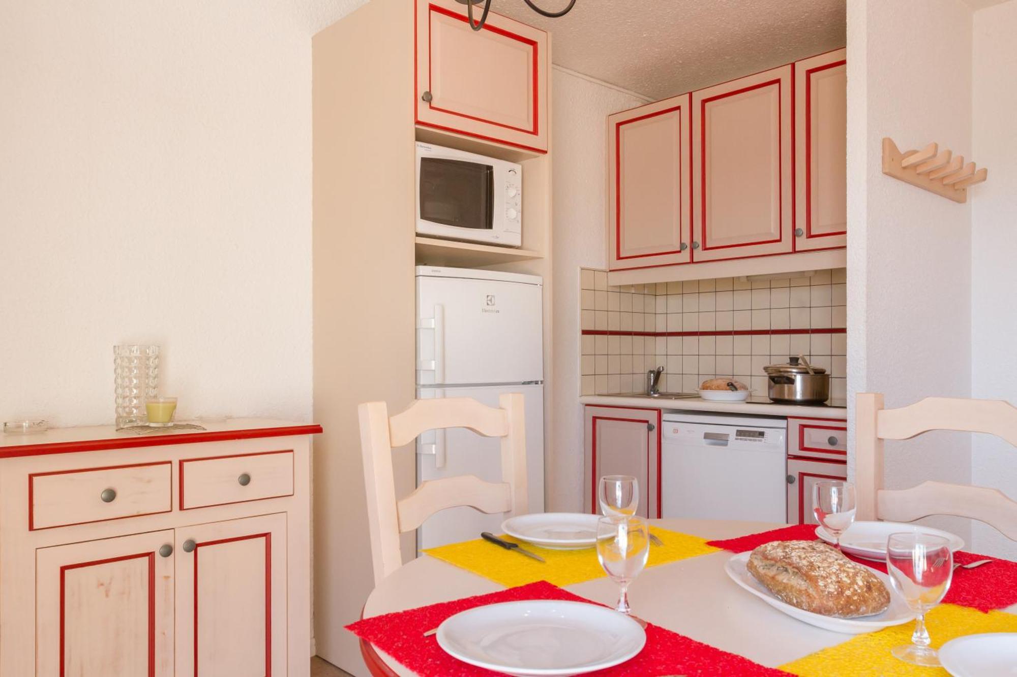Residence Pierre & Vacances Bandol Port Exterior photo
