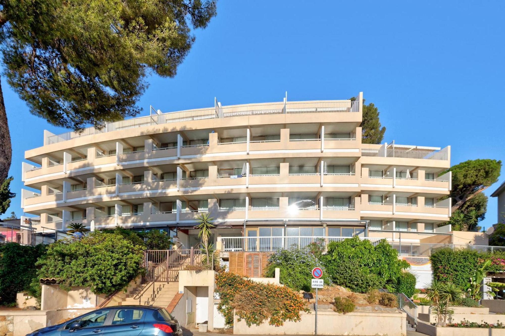 Residence Pierre & Vacances Bandol Port Exterior photo